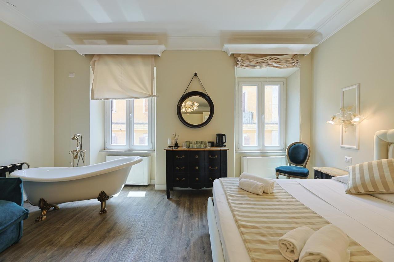 רומא Art House Suites56 Via Del Babuino 56 מראה חיצוני תמונה