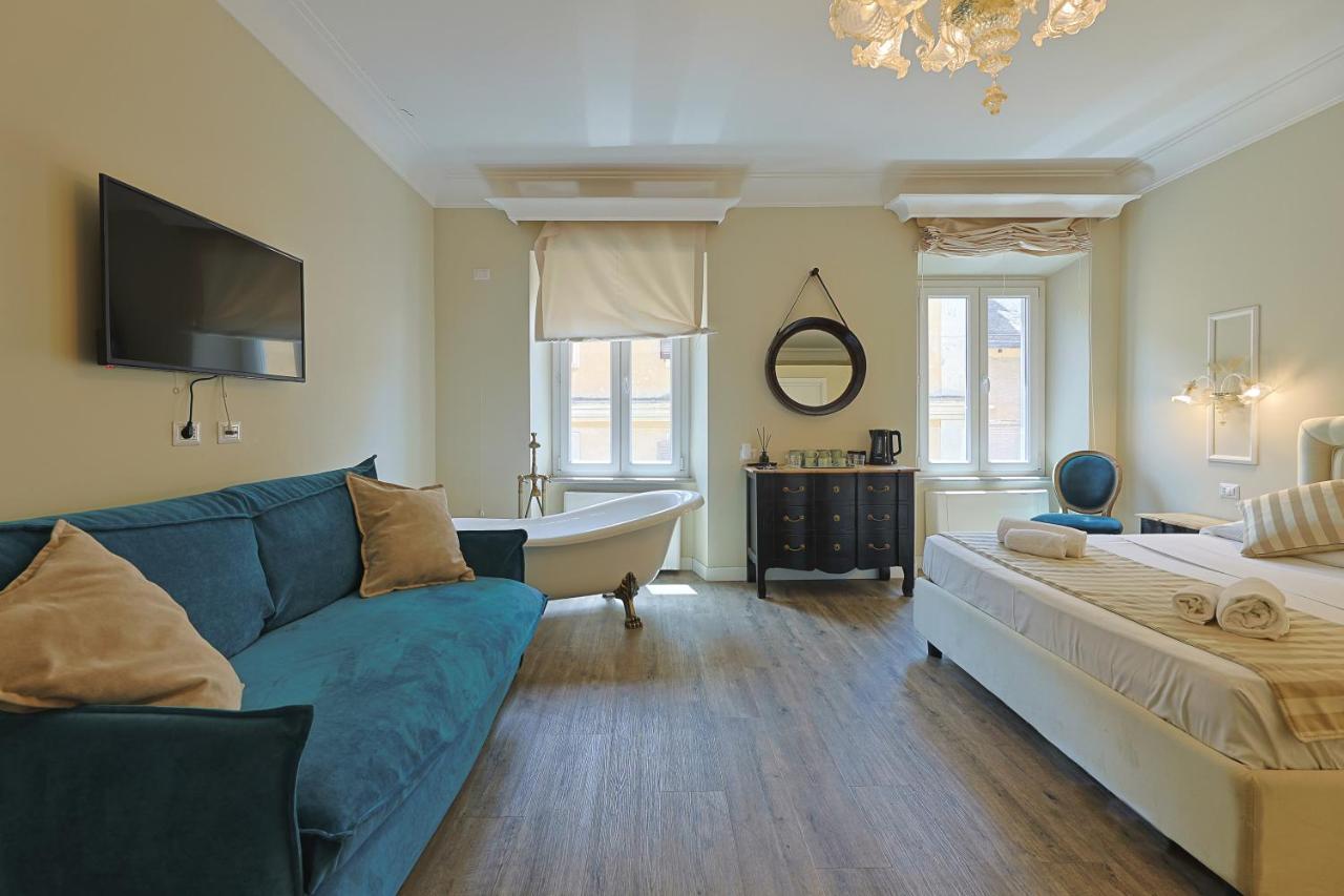 רומא Art House Suites56 Via Del Babuino 56 מראה חיצוני תמונה