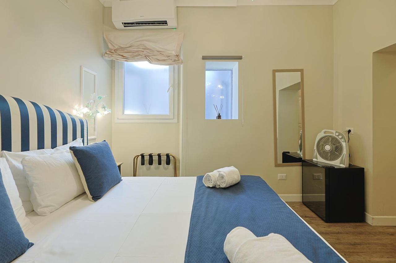 רומא Art House Suites56 Via Del Babuino 56 מראה חיצוני תמונה