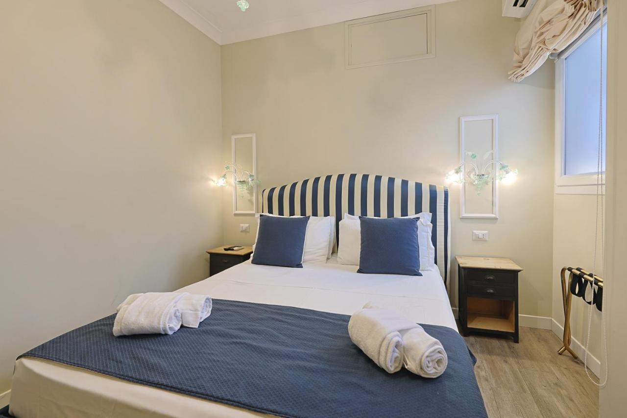 רומא Art House Suites56 Via Del Babuino 56 מראה חיצוני תמונה