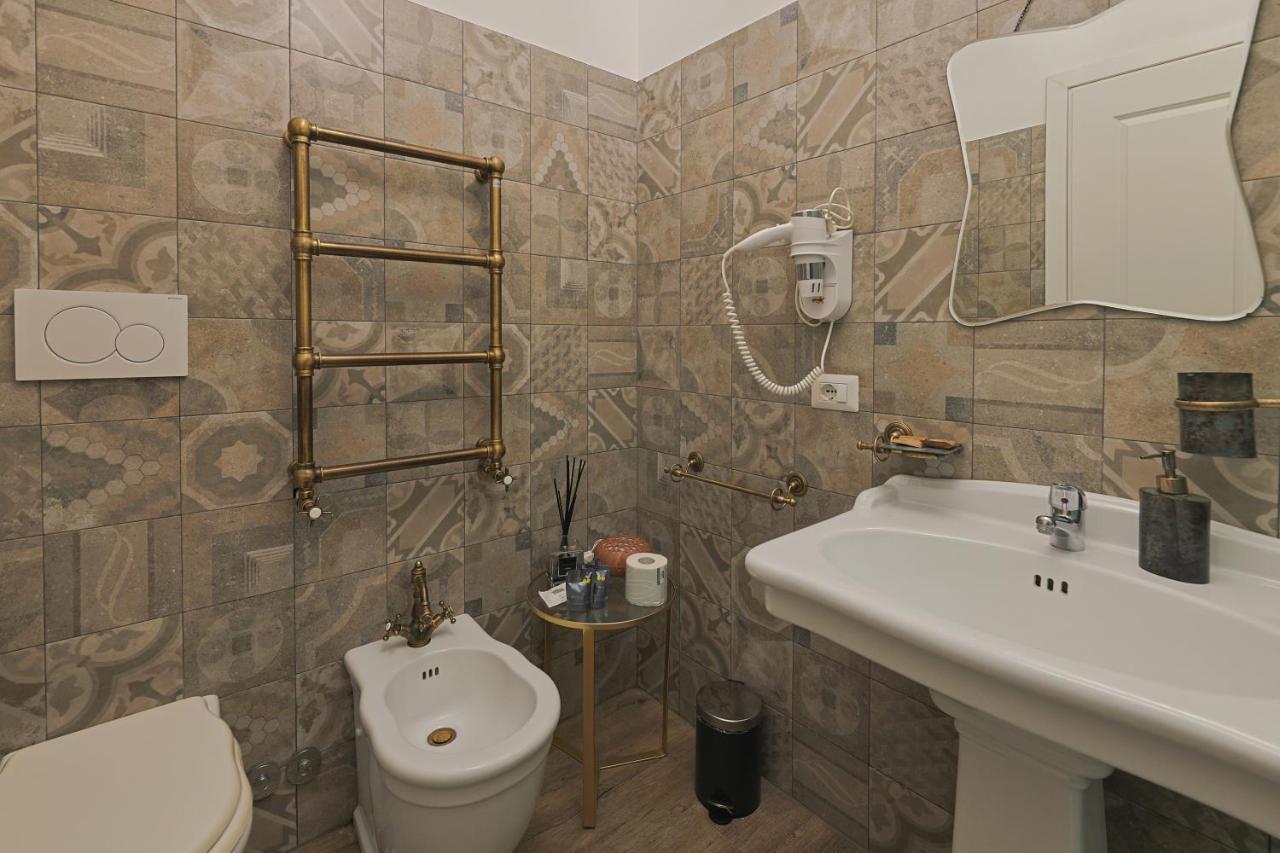 רומא Art House Suites56 Via Del Babuino 56 מראה חיצוני תמונה