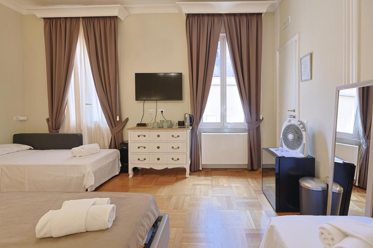 רומא Art House Suites56 Via Del Babuino 56 מראה חיצוני תמונה