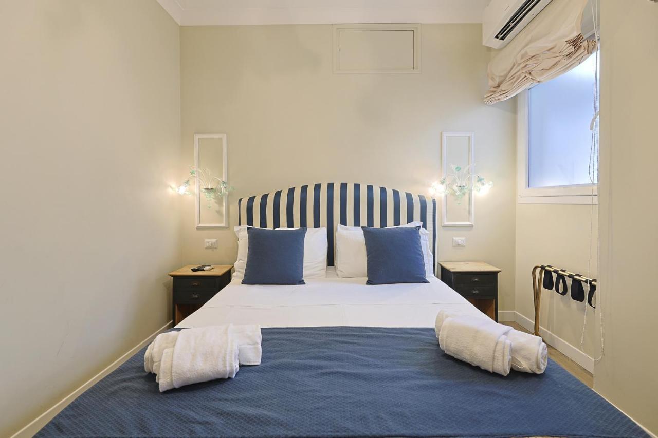 רומא Art House Suites56 Via Del Babuino 56 מראה חיצוני תמונה